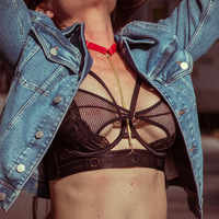 Amina - BH - Outdoor