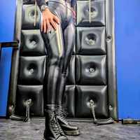Lady-Alexa-X-DocMartens