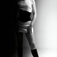 Ruby June - Black White 3 - Alex Soller