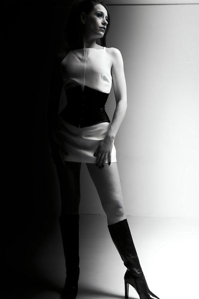 Ruby June - Black White 3 - Alex Soller