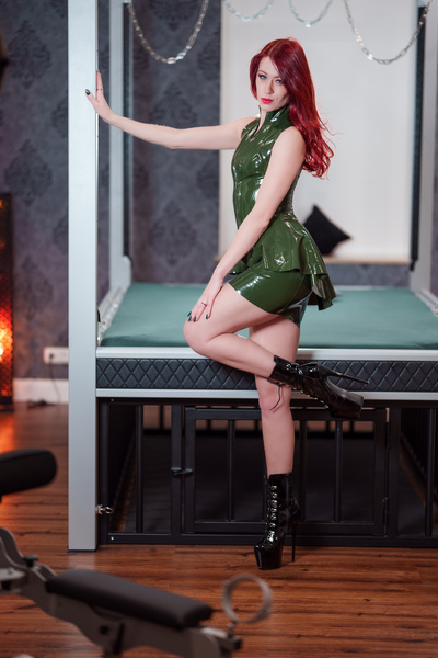 Ruby June - Scharfgezeichnet Green Latex - 3